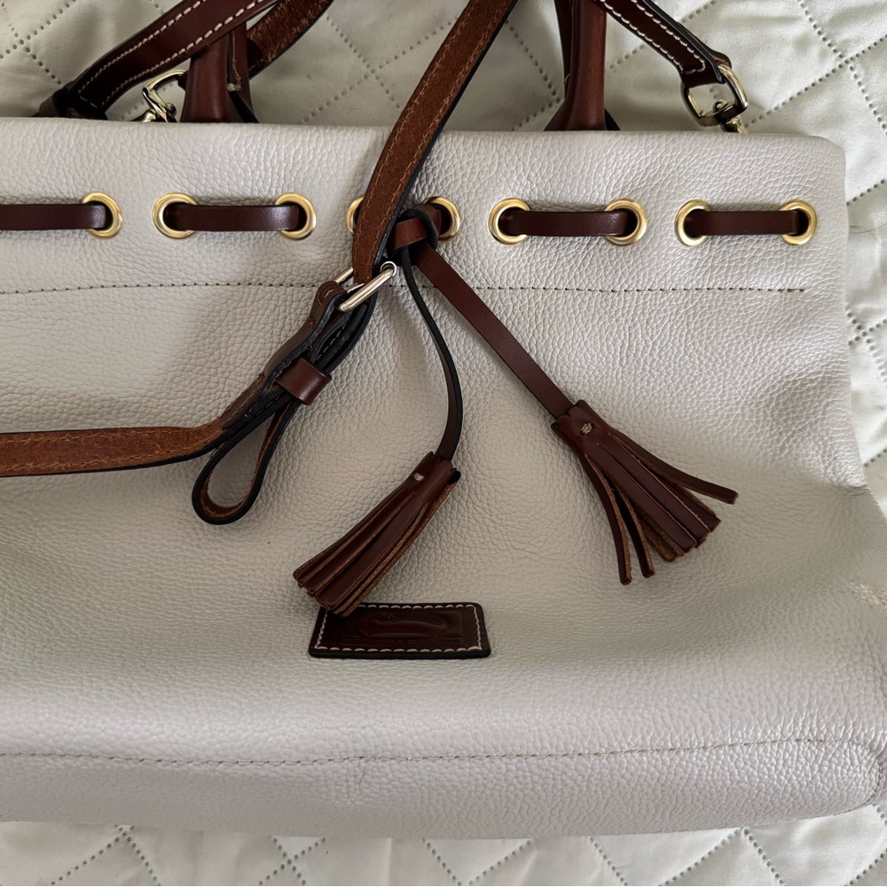 Dooney and Bourke Elegant White and Brown Women's Bag